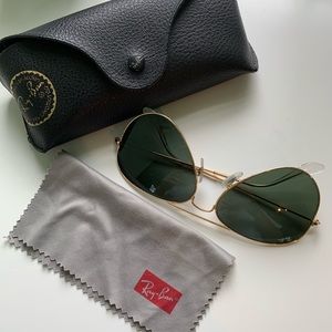 RAYBAN AVIATOR GREEN CLASSIC LENSES GOLD FRAME